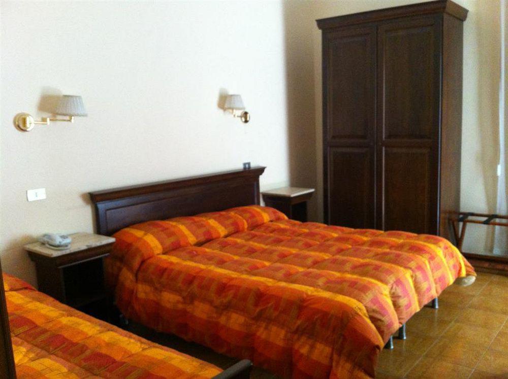 Cappello Hotel Lecce Exterior foto